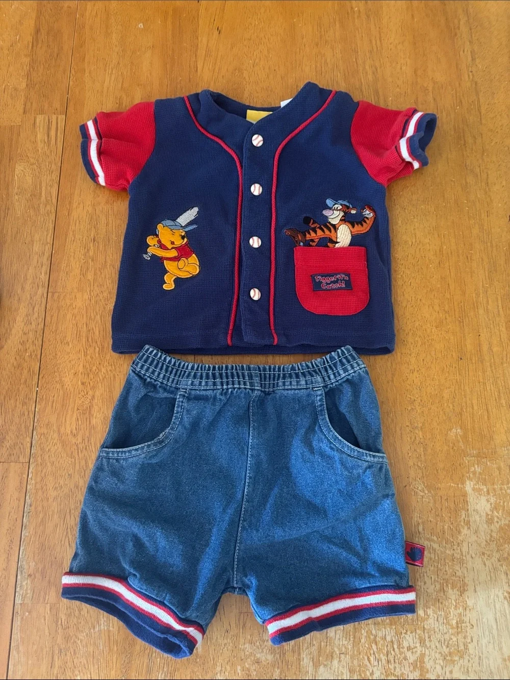 Vintage Winnie the Pooh & Tigger Baseball Style Two-Piece Baby Outfit 18mo
